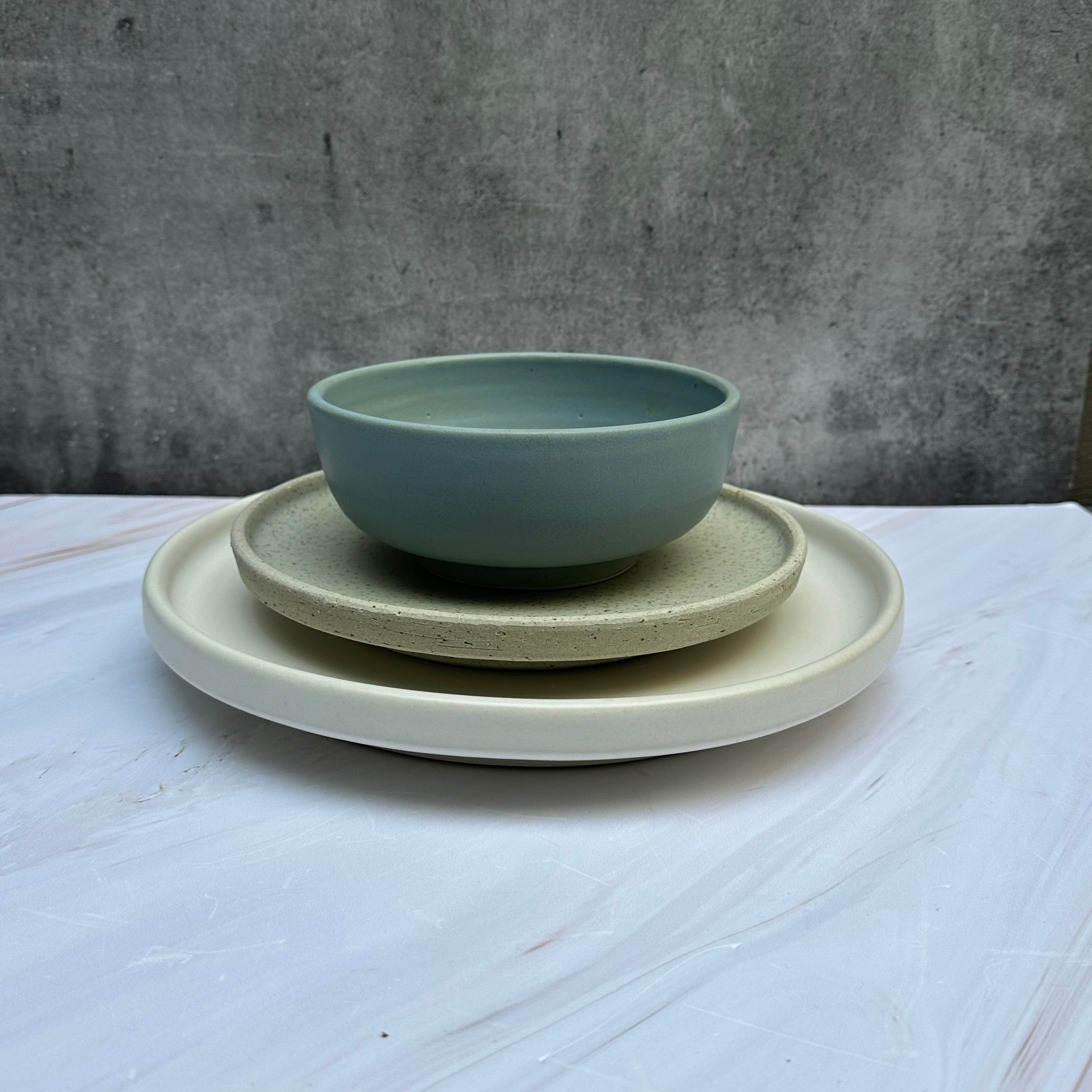 Set Básico Vajilla Cerámica Kua. Gris / Arena