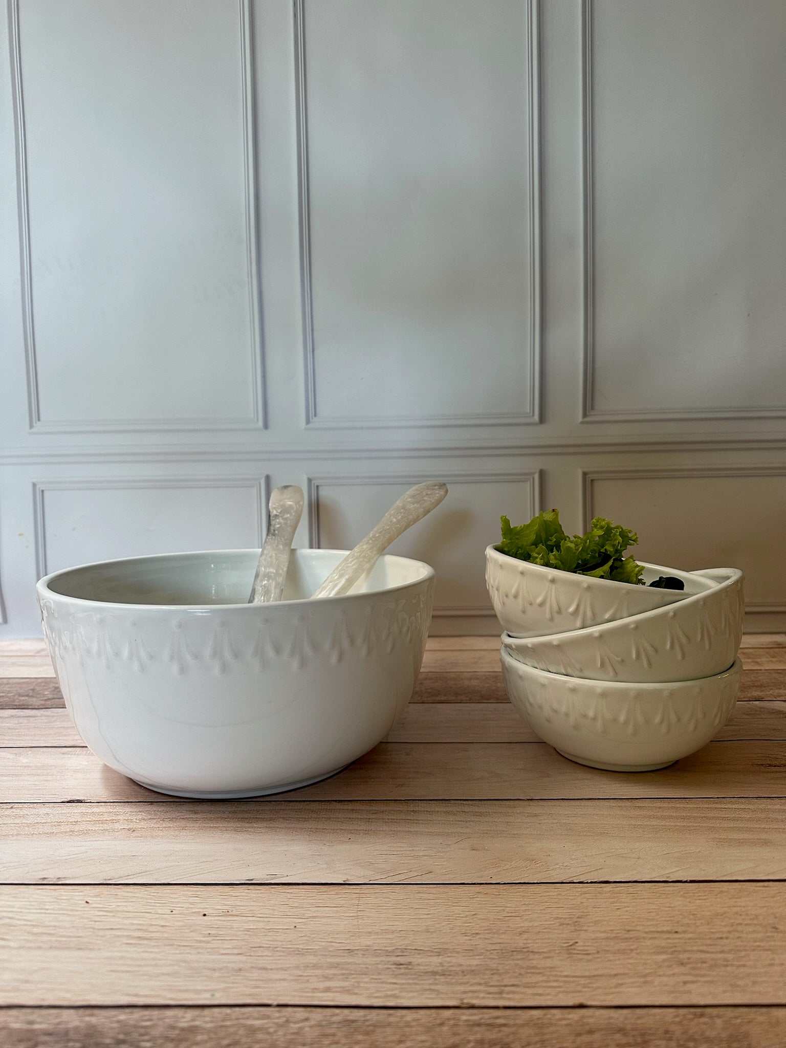 Platón Girasol.  Vajilla Talavera Nuuk Blanca