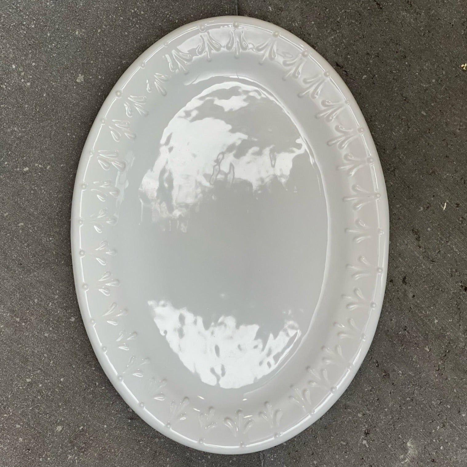 Platón Ovalado Chico.   Vajilla Talavera Nuuk Blanca