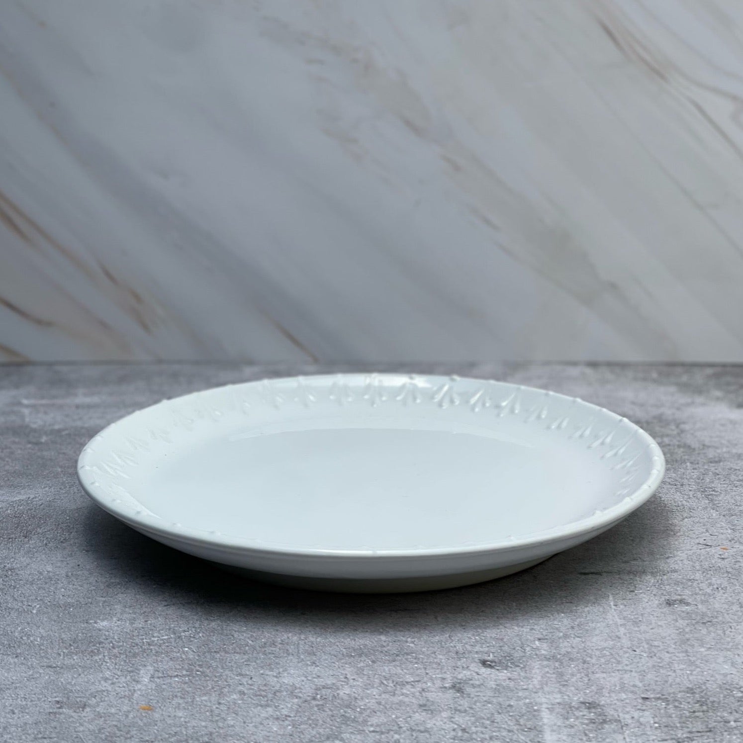 Plato Trinche.  Vajilla Talavera Nuuk Blanca