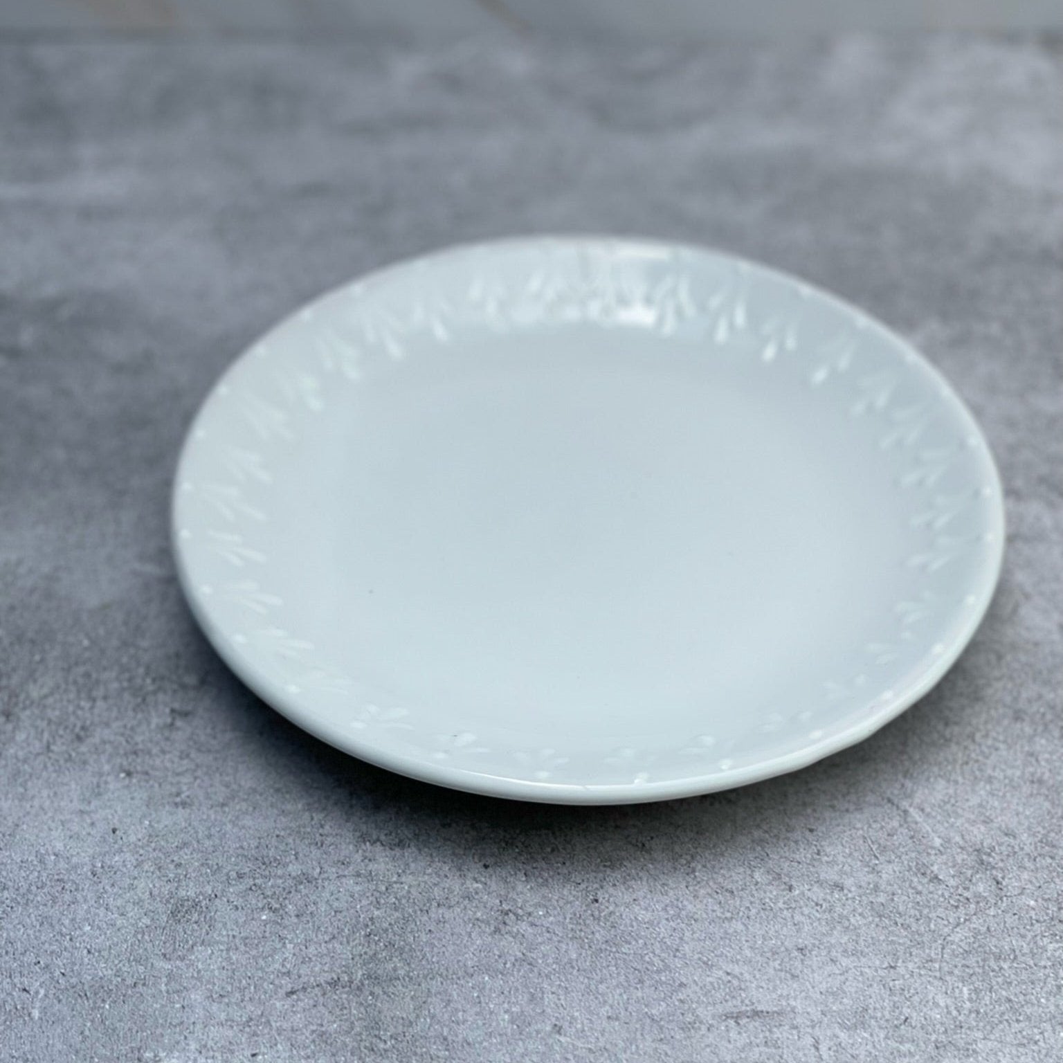 Plato Trinche.  Vajilla Talavera Nuuk Blanca