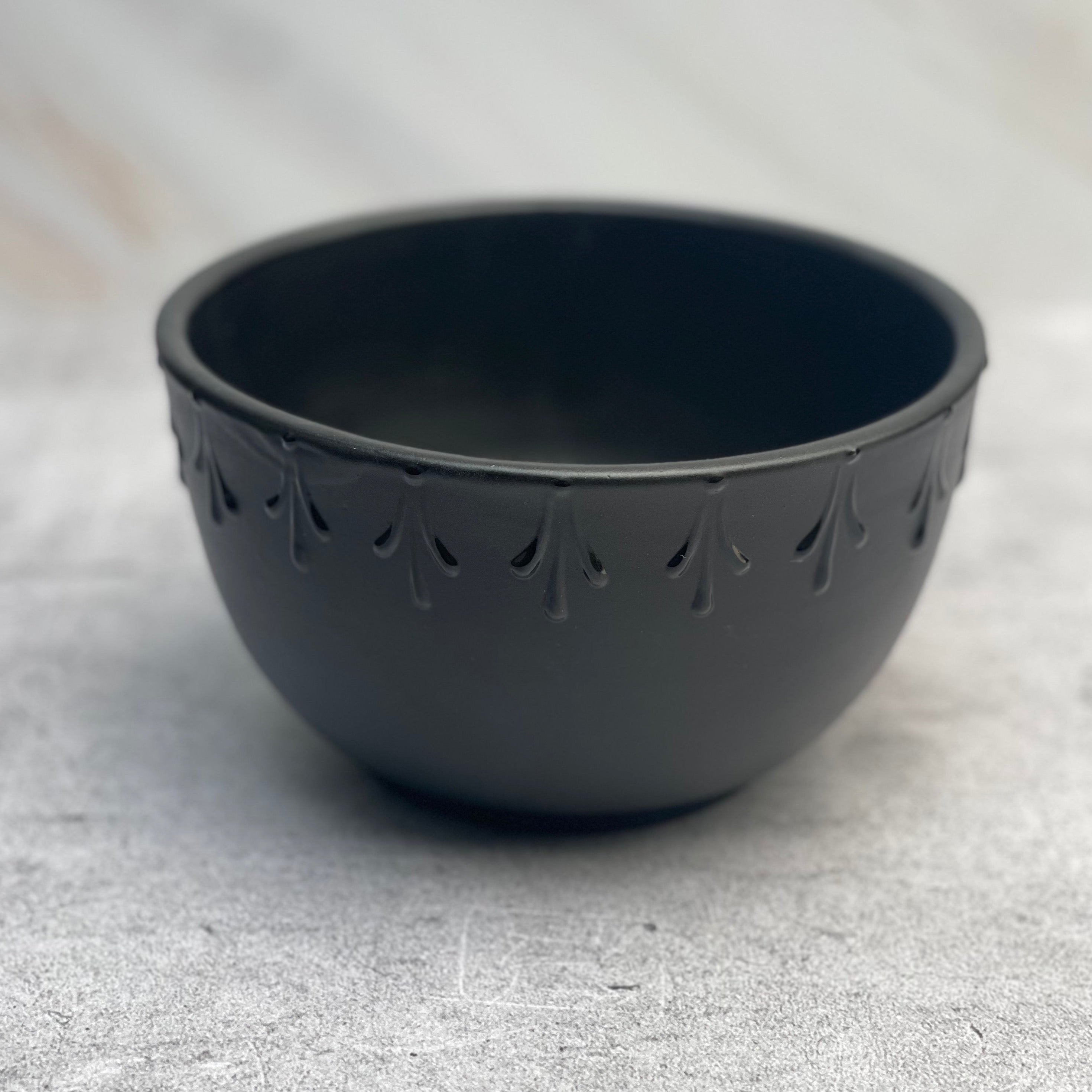 Bowl Grande de Servir.   Vajilla Talavera Nuuk Negra