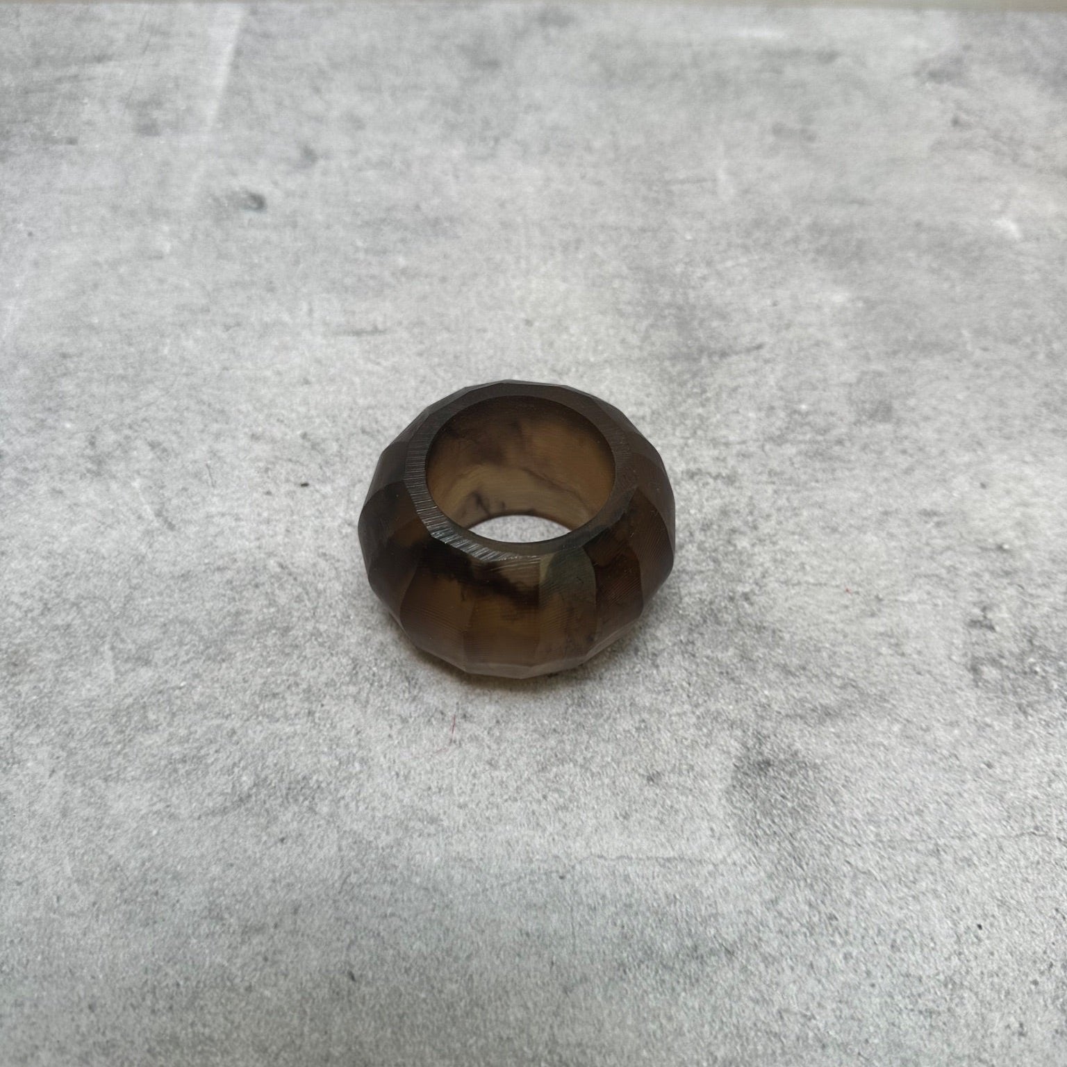 Servilletero Bola de Resina CAREY