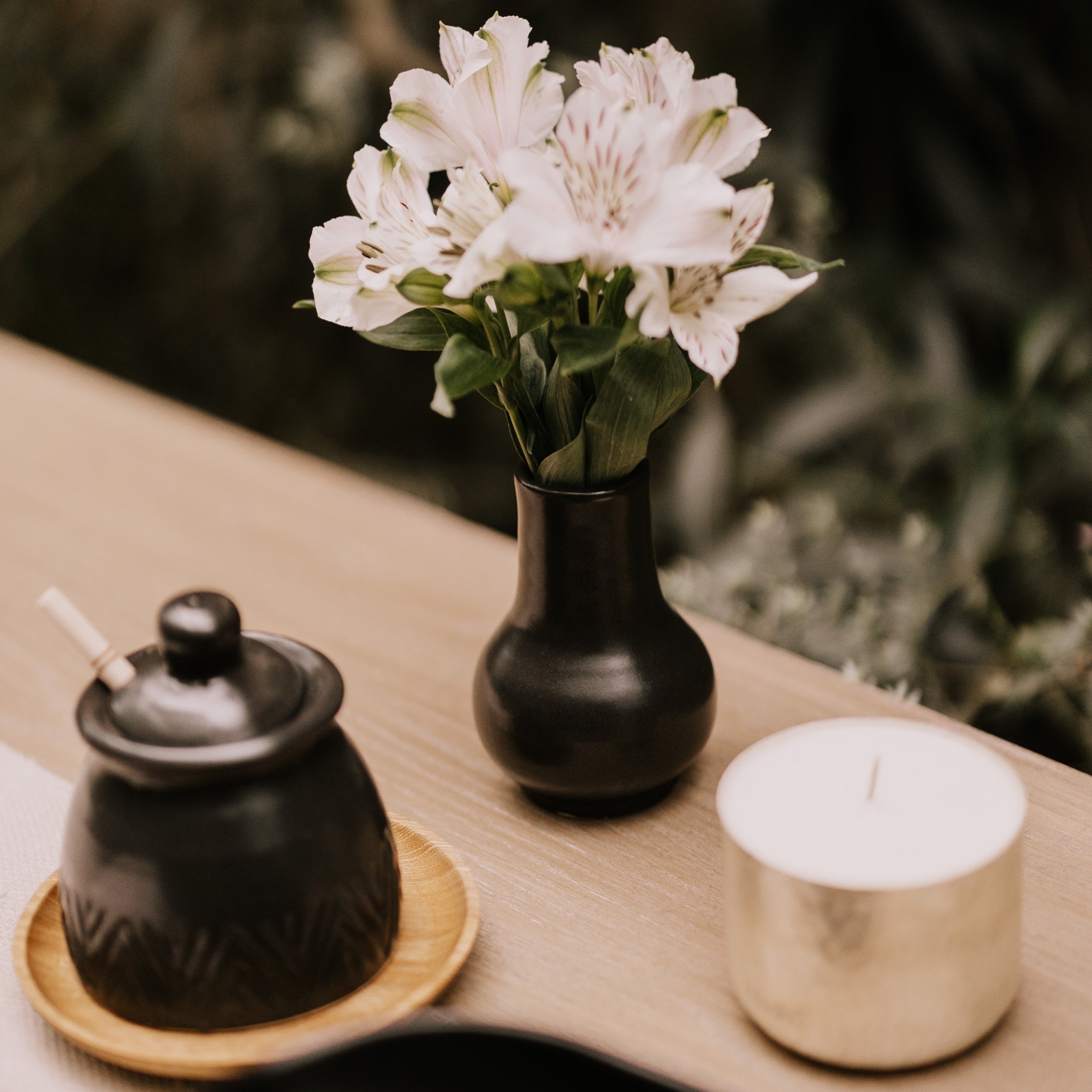 Floreros de Cerámica Monte Albán NEGRO